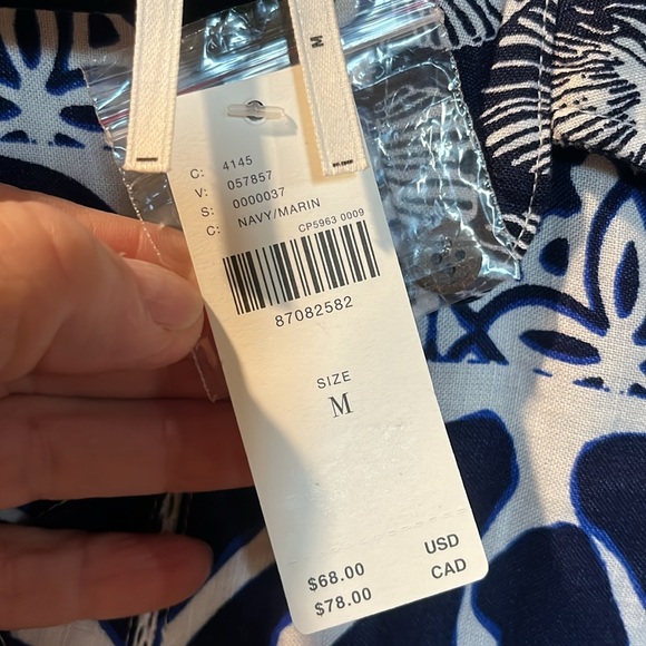 NWT BY ANTHROPOLOGIE BLUE & WHITE 
PRINTED SHORT-SLEEVE LINEN SHIRT - Picture 4 of 9